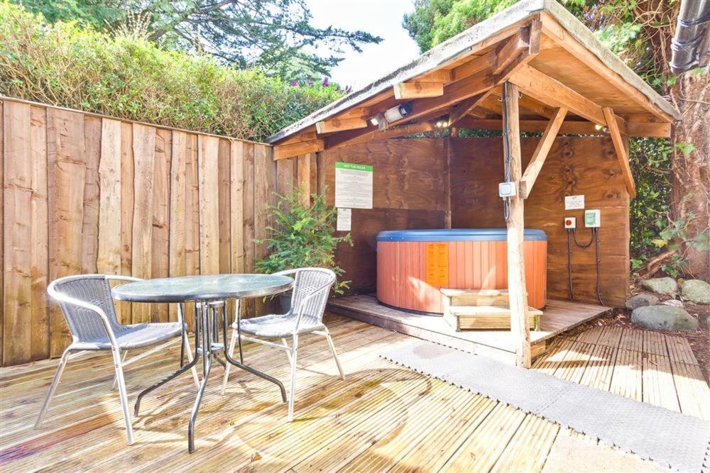 Bridge House With Private Hot Tub, Coniston Villa Luaran gambar